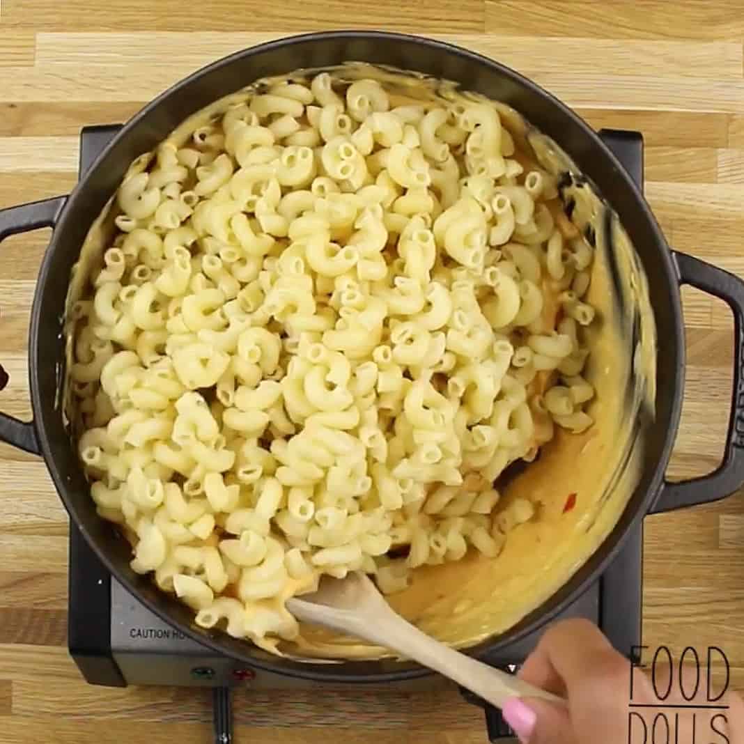 Queso Mac and Cheese