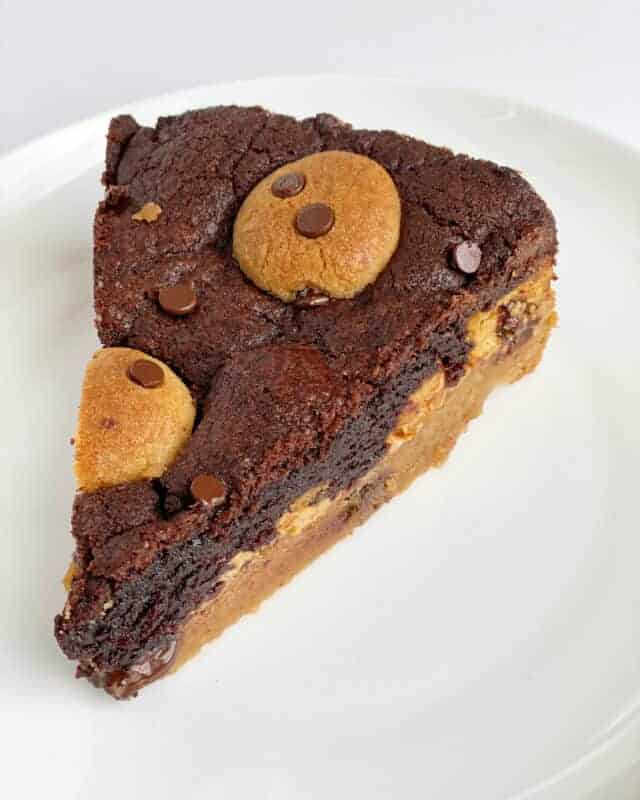 A slice of peanut butter cookie pie on a plate.