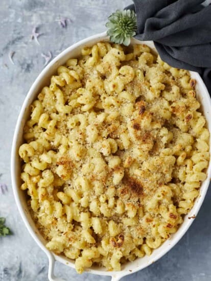 a dish of easy baked mac and cheese.