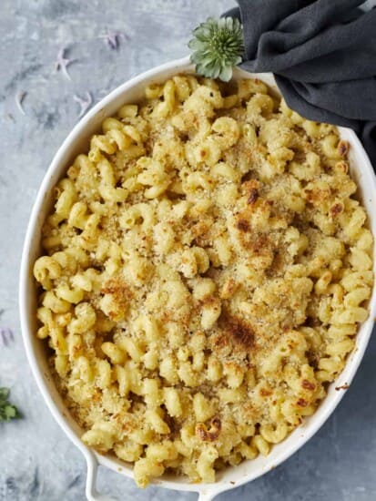a dish of easy baked mac and cheese.