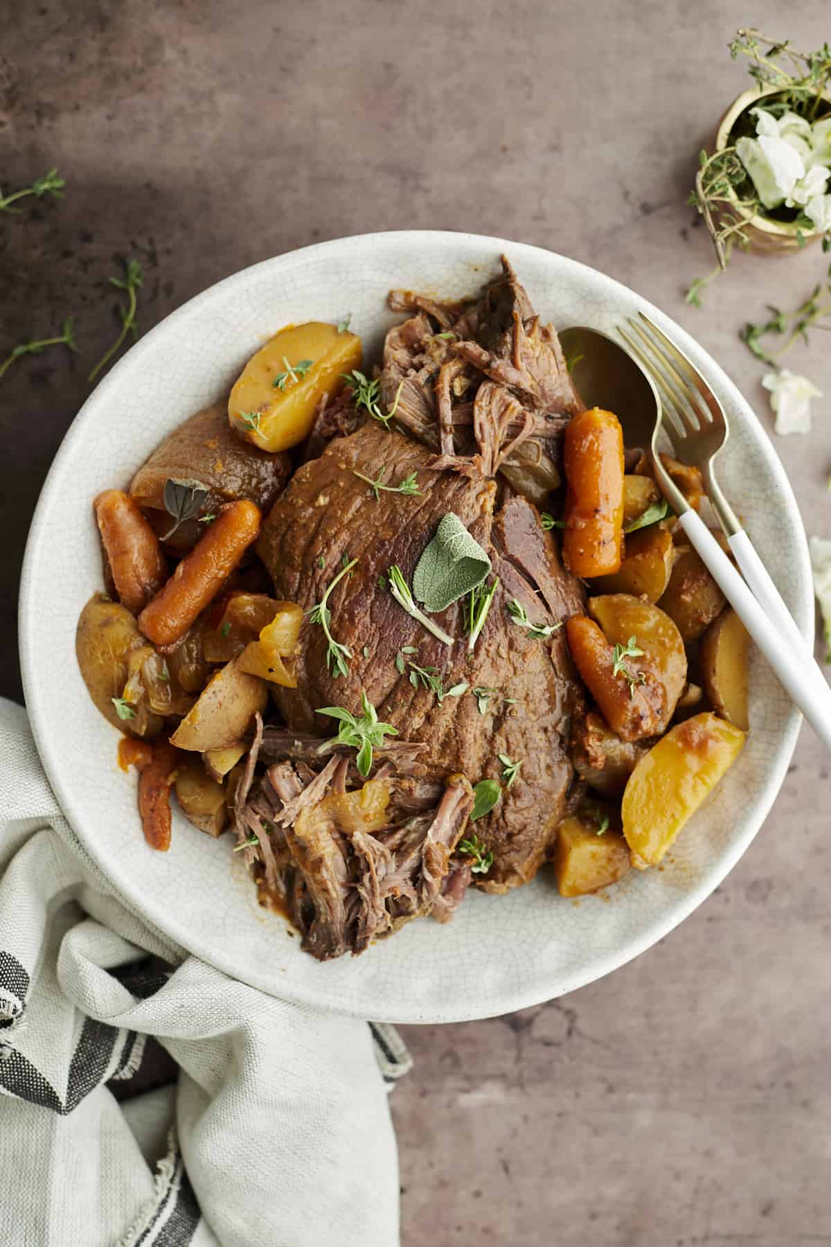 Slow Cooker Pot Roast Recipe - Food Dolls