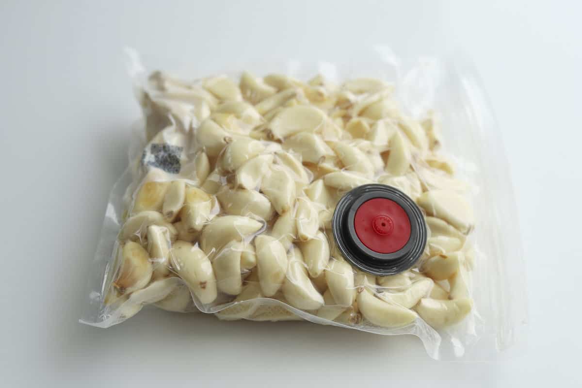 vacuum sealed garlic cloves.