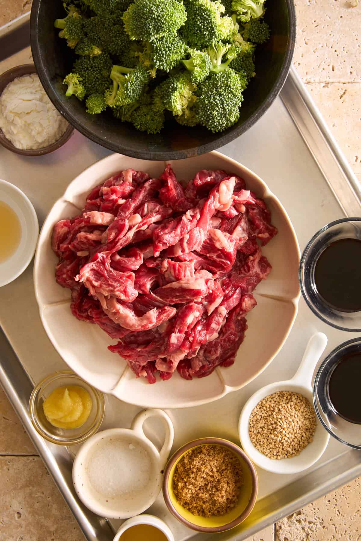 Ingredients to make air fryer beef and broccoli.