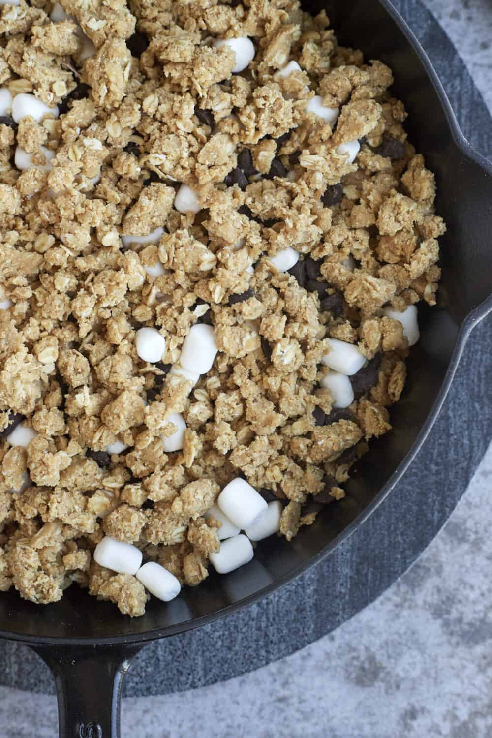 a s'mores oatmeal cookie skillet