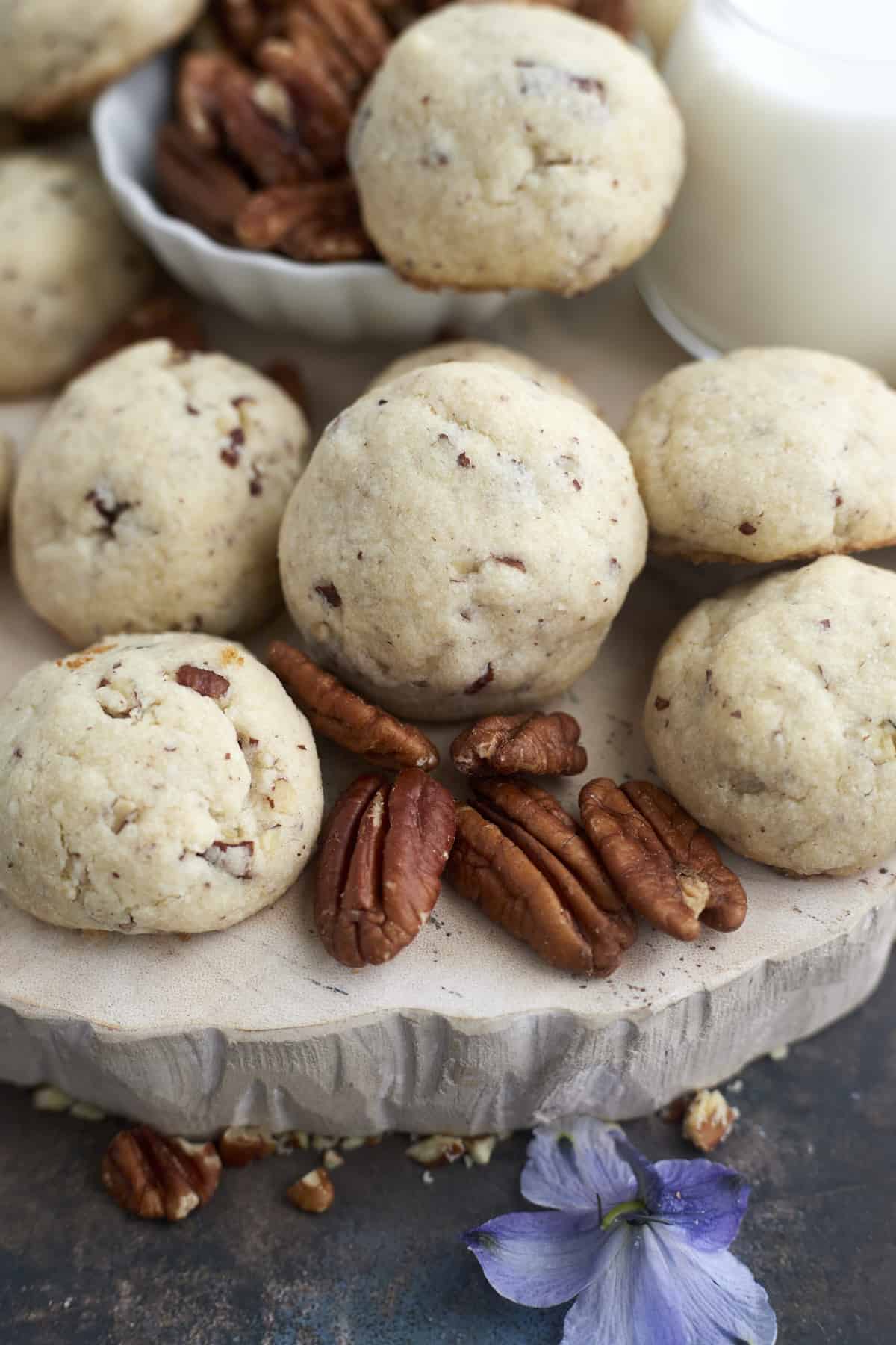 Easy Pecan Sandies Recipe