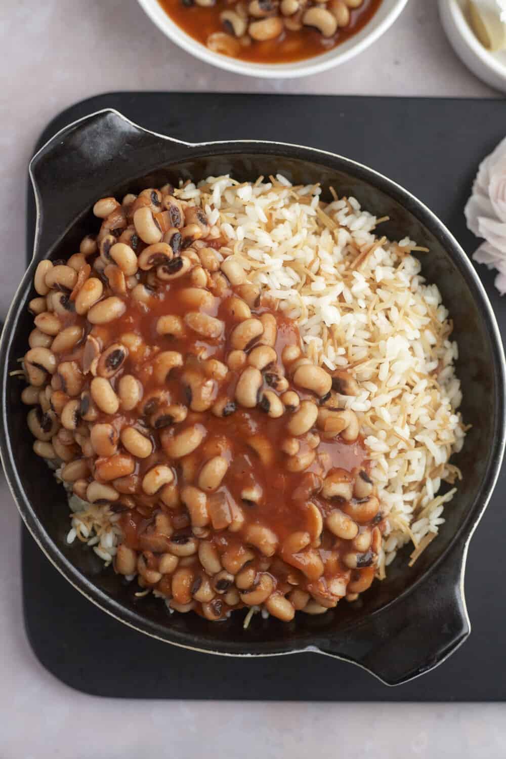 black-eyed pea stew served over vermicelli rice