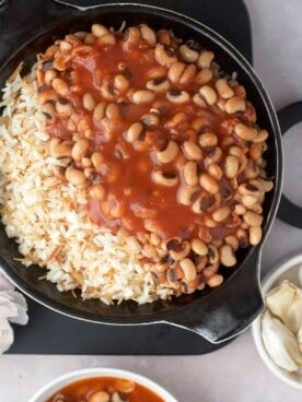 black-eyed pea stew over vermicelli rice