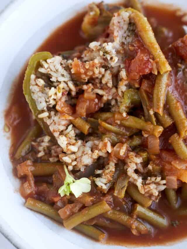 Green Bean Stew with Stuffed Peppers