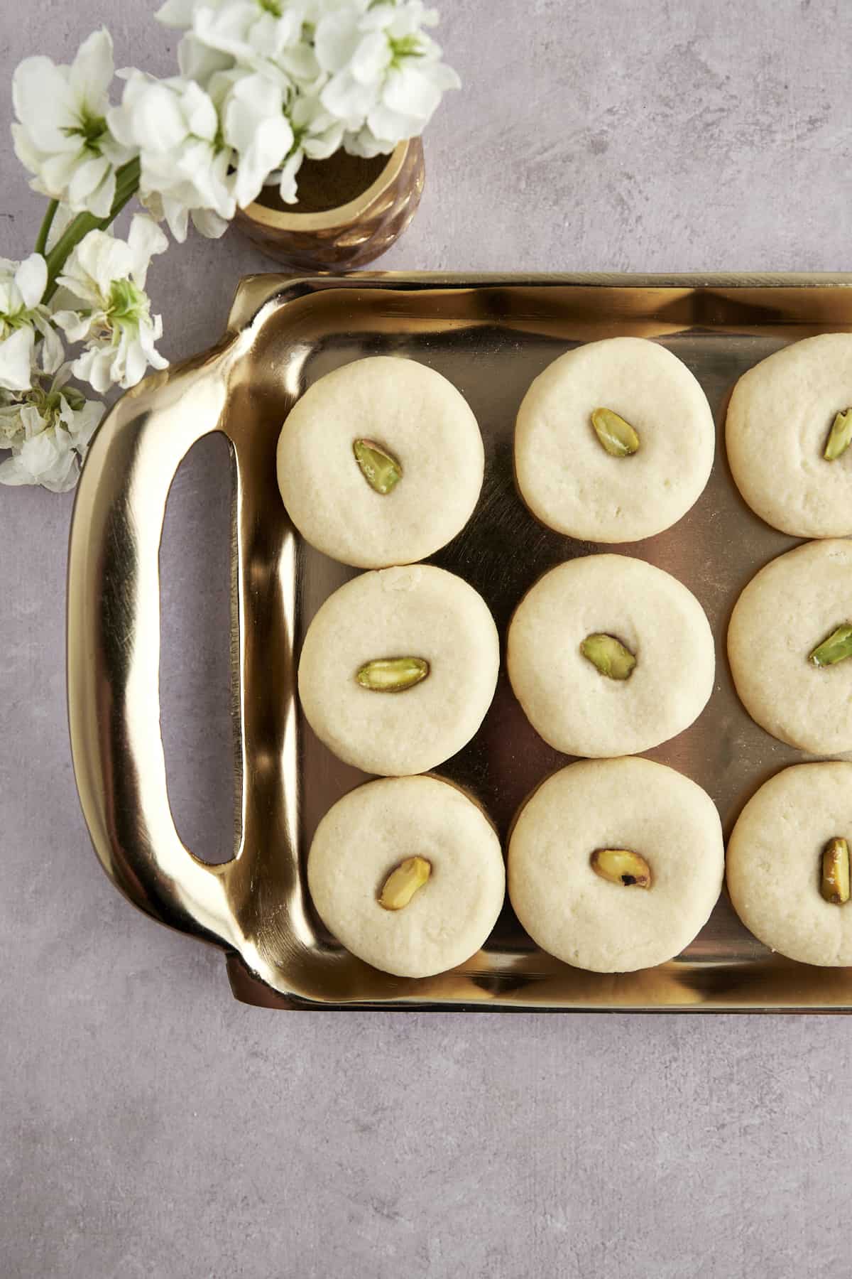 Ghraybeh (Middle Eastern Shortbread Cookies)