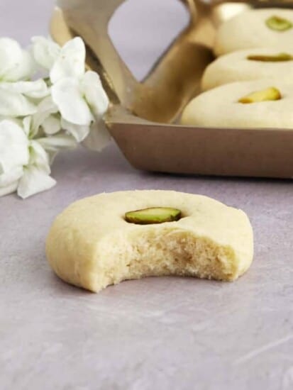 Middle Eastern Shortbread Cookies