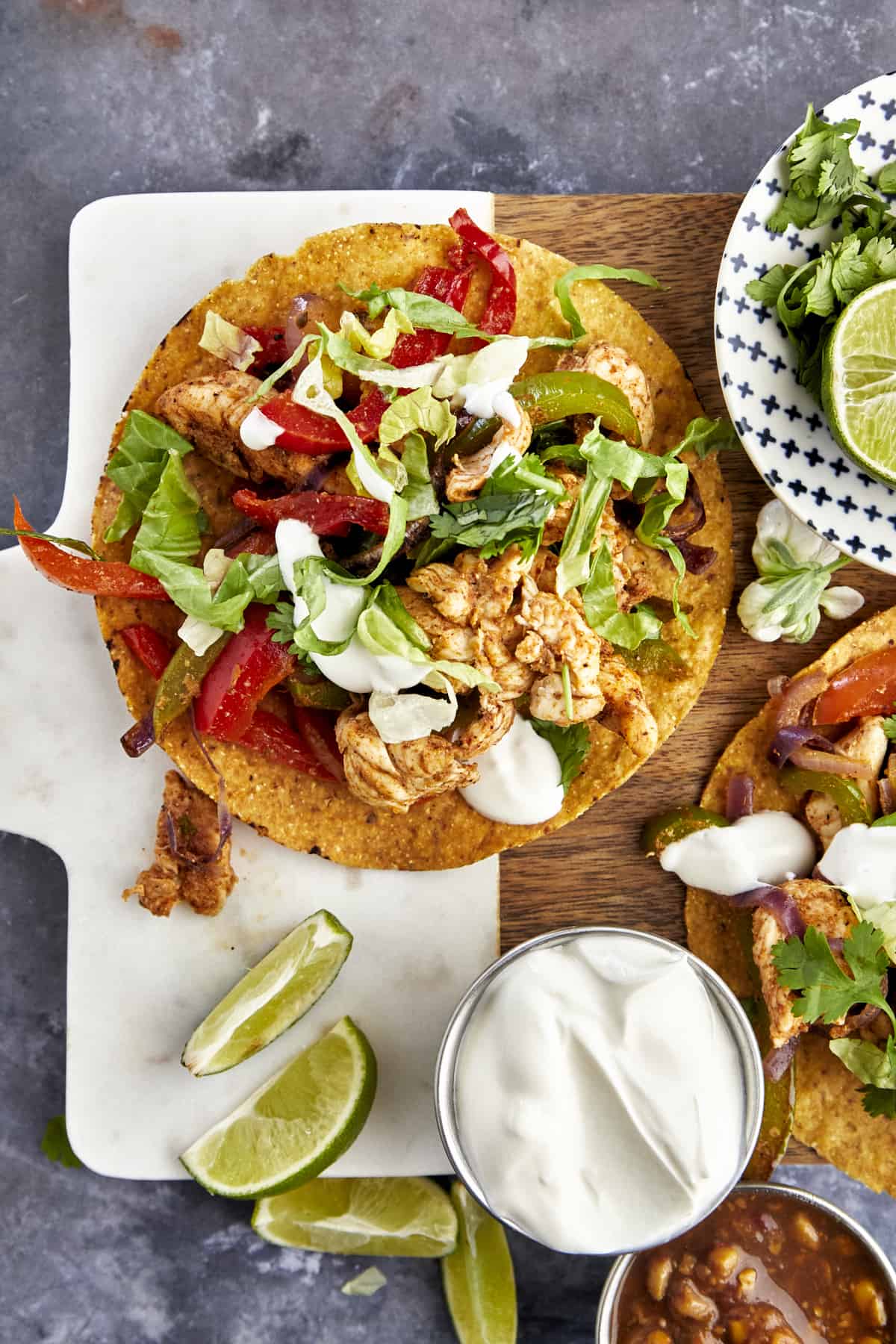 An air fryer chicken fajita taco.