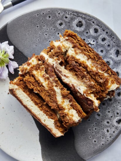 A piece of Biscoff tiramisu on a plate.