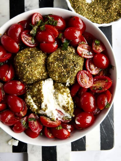 Tomato and burrata salad with za'atar seasoning.