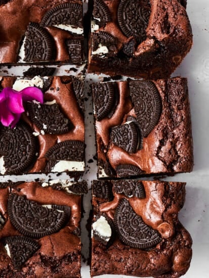 Six Oreo brownies.