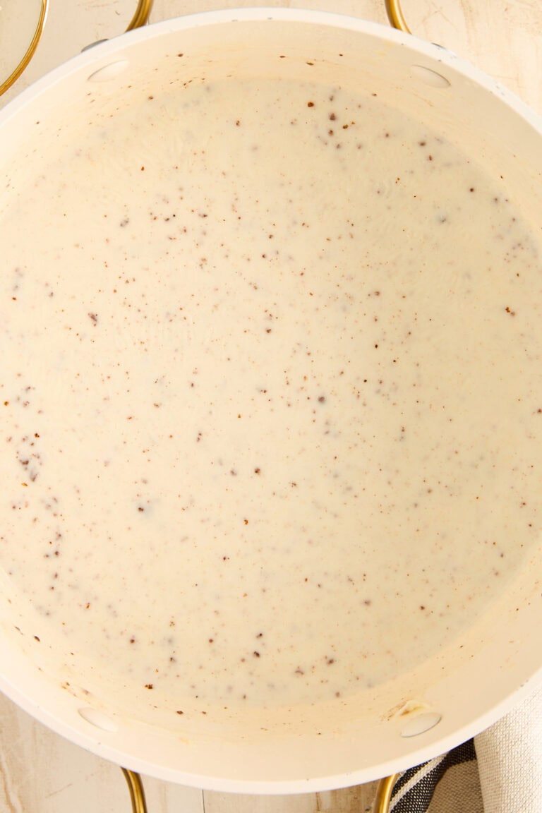 How to Make a Roux (and How to Fix a Lumpy One) - Food Dolls